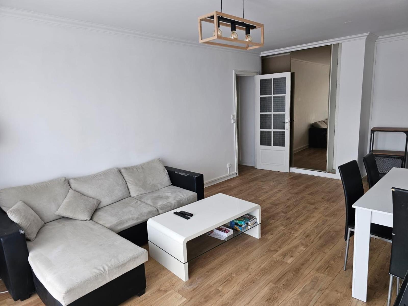 Elegant 3 Pieces Proche Paris La Defense Apartment Безон Екстериор снимка