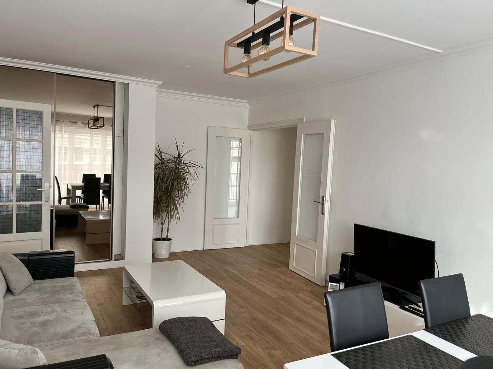 Elegant 3 Pieces Proche Paris La Defense Apartment Безон Екстериор снимка