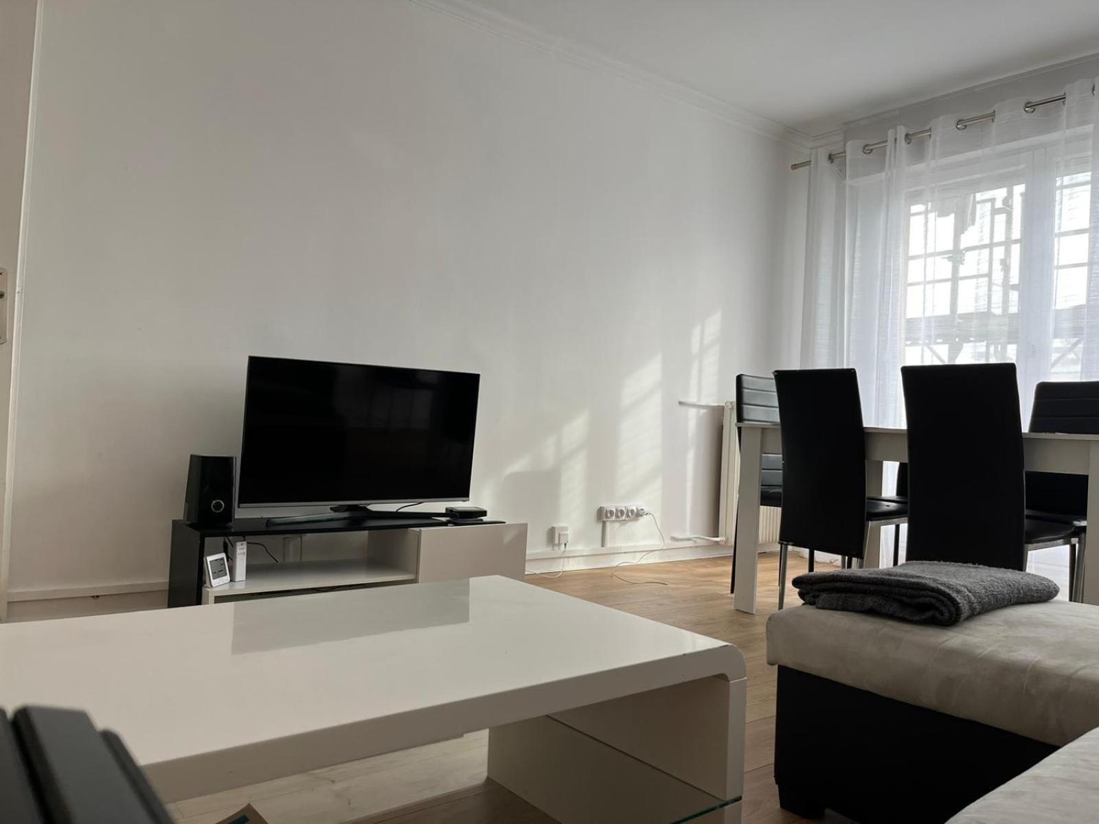 Elegant 3 Pieces Proche Paris La Defense Apartment Безон Екстериор снимка