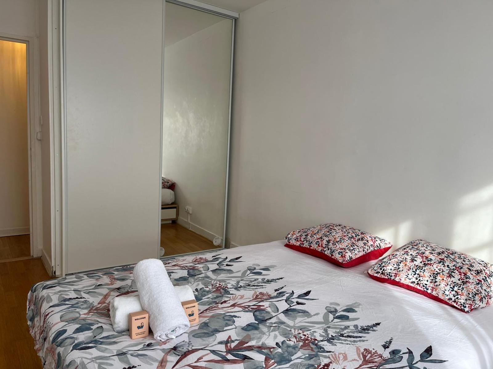 Elegant 3 Pieces Proche Paris La Defense Apartment Безон Екстериор снимка